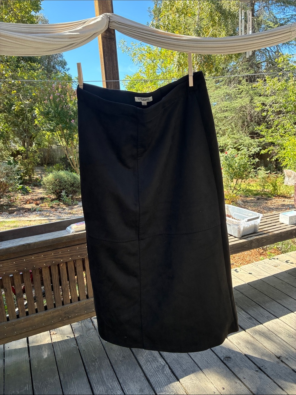 Max Studio Black Midi Skirt - Sleek Panel Detail